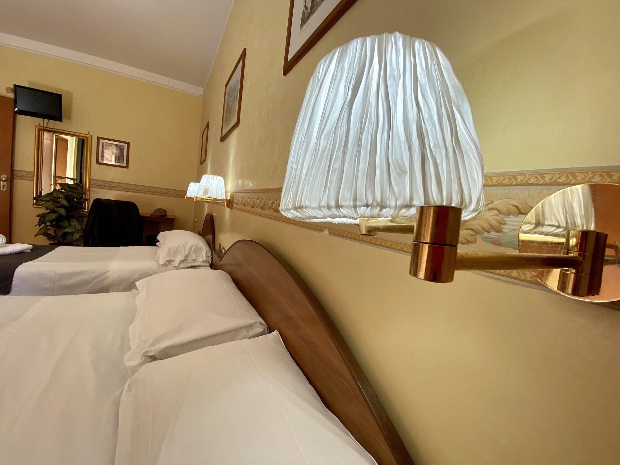 Hotel Resi Roma Dış mekan fotoğraf
