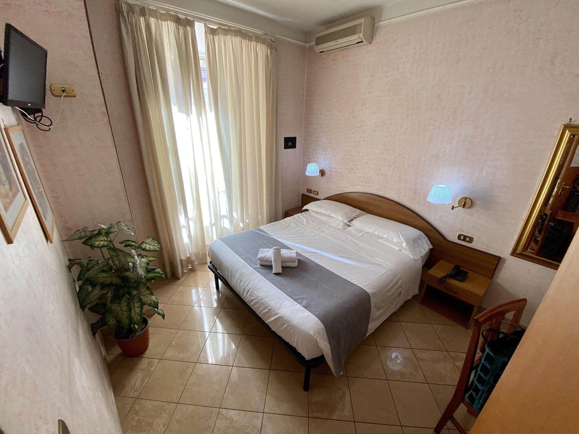 Hotel Resi Roma Dış mekan fotoğraf